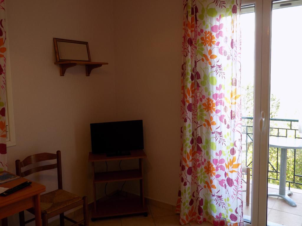 Kolona Apartments Ліксурі Екстер'єр фото