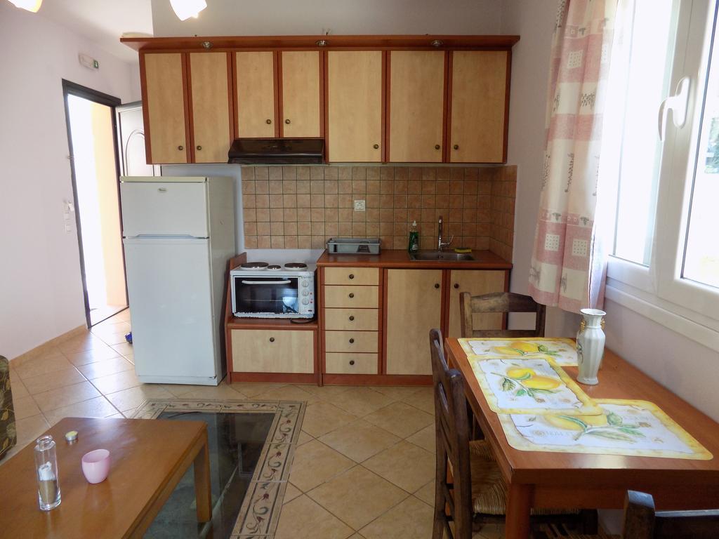 Kolona Apartments Ліксурі Екстер'єр фото